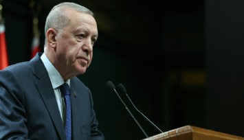 Cumhurbaşkanı Erdoğan'dan Özel'e: ''Kırmızı kart gösterecekmiş, sen o işten anlamazsın, o bizim işimiz''