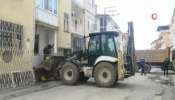 Evsiz sandıkları adamın iki evinin olduğu ortaya çıktı