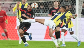 Fenerbahçe adını play off'a yazdırdı: 2-2