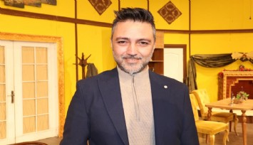 İzleyeciler şaşırdı: 8 saniyede kostüm değiştirdi, ikizi var sandılar