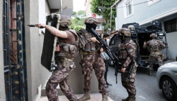 İzmir dahil 43 ilde 'Gürz-39' operasyonu: 240 şüpheli yakalandı