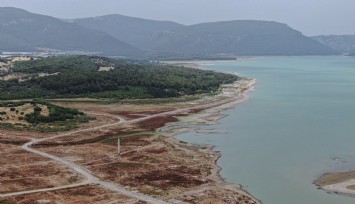 İzmir'de barajlar alarm veriyor: Barajlarda su miktarı kritik seviyede