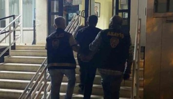 İzmir Güven Timleri polisi, 15 yıl hapis cezasıyla aranan 2 kişiyi yakaladı