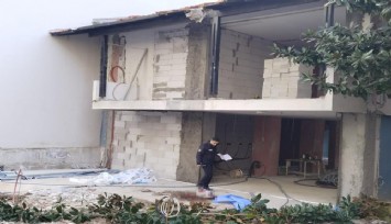 Karşıyaka'da tamir için çıktığı çatıdan düşen adam hayatını kaybetti