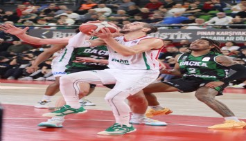 Kenan Sipahi, Karşıyaka’ya veda etti