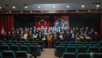 Konak’ta vefa gecesi: Spora emek verenler ödüllendirildi