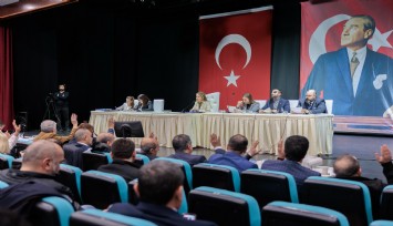 Konak’ta yılın ilk meclis toplantısı yapıldı: Alo Esnaf hattı hayata geçiyor
