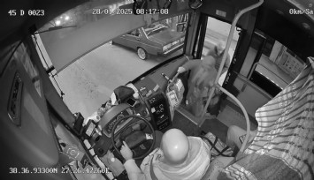 Manisa'da kalp krizi geçiren kadına ambulans oldu: 70 yaşındaki kadın kalp krizi geçirince şoför zamanla yarıştı