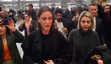 Menajer Ayşe Barım soruşturmasında Serenay Sarıkaya tanık sıfatıyla adliyede