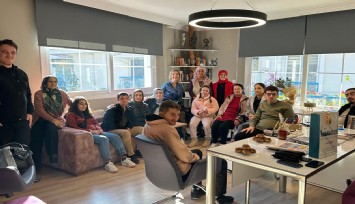 Menderes'te özel bireyler unutulmadı