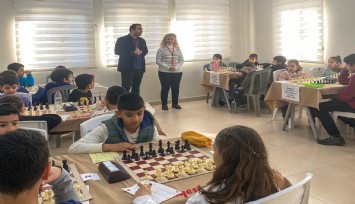 Öğrenciler için düzenlenen turnuva yarıyıl tatiline renk kattı