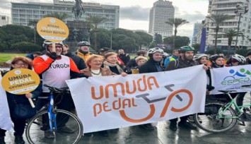 Pedallar daha fazla kabartmalı kitap için çevrildi