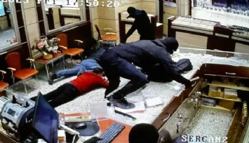Safranbolu’da silahlı kuyumcu soygunu: Yaklaşık 20 kilo altın çalarak kayıplara karıştılar