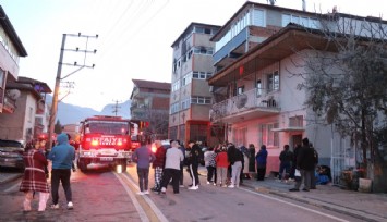 Sobadan çıkan yangında çocuğunu 4. kattan bırakarak kurtaran anne hayatını kaybetti