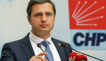 Yücel'den gözaltına alınan Cem Aydın tepkisi: Sabahın köründe 8 polisle evinden aldıracak kadar korkaksın