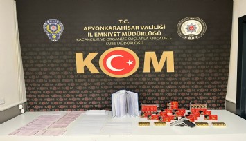 Afyonkarahisar’da tefeci operasyonu: 3 gözaltı