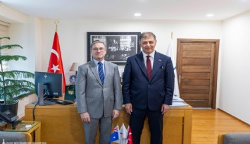 Avustralya Başkonsolosu’ndan Başkan Tugay’a ziyaret