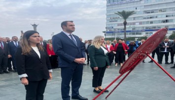 CHP İzmir yeni yönetimden çelenk töreni: Halkın sorunlarını konuşacağız