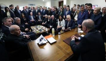 Erdoğan, parti genel başkanları ile görüştü