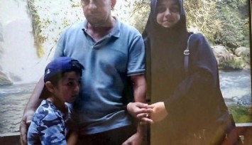 Enkaz başında zamanla yarış : Anne ve baba aranıyor