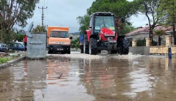 Foça’da 1,5 saatte metrekareye 144 kilo yağış