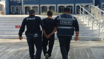 Foça’da silahlı gasp: 2 şüpheliden biri tutuklandı