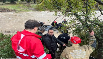 Foça’da yağış rekoru kırıldı, ekipler seferber oldu