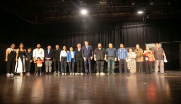 Güzelbahçe’de kahkaha dolu gece