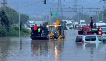 Hatay’da denizde hortum