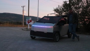 Hurda malzemelerle yaptığı elektrikli araçla Elon Musk'a kafa tuttu