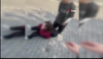 Balıkesir’de okul yakınında kız öğrencilerin kavgası kameraya yansıdı