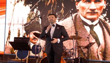 İsmail Özkan ABD'de Cumhuriyet coşkusu yaşattı