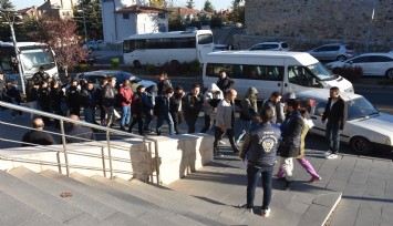 İzmir dahil 19 ilde dolandırıcılık operasyonu: 25 kişi tutuklandı