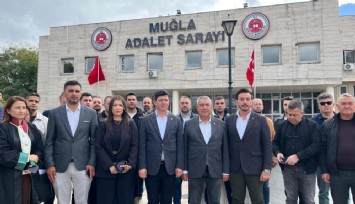 Başkan Ünlü kanuna aykırı yürüyüş davasında yargılanıyor