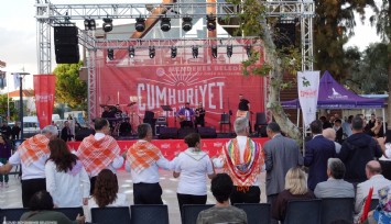 Menderes’te Cumhuriyet coşkusu