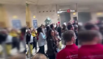 Paris'teki ünlü Louvre Müzesi'nde soygun paniği