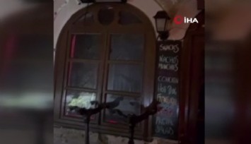 Alaçatı'da eğlence mekanına silahlı saldırı: 1 kişiye gözaltı