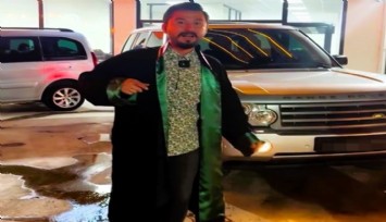 Avukat cüppesiyle otomobil tanıtımı yaptı, 'Dikkat çeksin diye yaptım' dedi