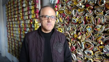 Burdur’da çaycıdan 18 yıllık ilginç koleksiyon: 15 bin çay paketi biriktirdi
