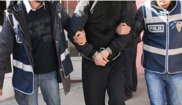 Dolandırıcılık suçundan aranan 2 kişiden biri İzmir'de yakalandı