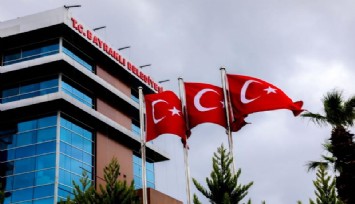 İşte Bayraklı Belediyesi'nin sayıştay raporu: 489 işletme ruhsatsız, 696 binanın yıkım kararı uygulanmadı