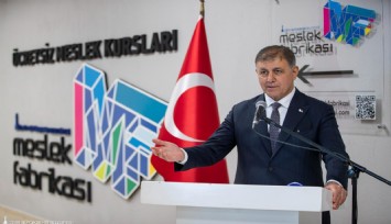 İZBB'den işsizliğe neşter: Sanayi sitesinde kurs merkezi açıldı
