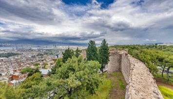 Kadifekale, yapay zekanın ‘en tehlikeli semtler’ listesinde
