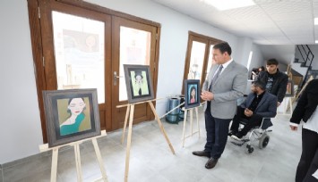 Menderes’te Otizmli Tuğcan’dan Resim Sergisi