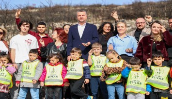 Minik ellerden yanan alanlara umut tohumları