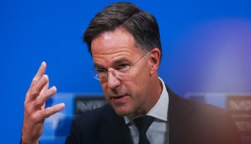 Rutte: Rus füzeleri İspanya’ya 5 dakikada ulaşır
