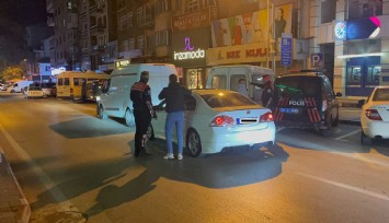 Afyonkarahisar’da polis ekiplerinden ‘şok’ uygulama