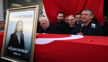 Özgür Özel, Başkan Durbay'ın cenazesinde gözyaşlarını tutamadı: 'Biz 6 ayda bir tabut bayraklıyoruz, yeter artık'