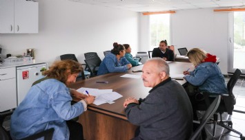 Buca’nın Etkin İstihdam Ofisleri meyvelerini veriyor: 6 ayda 887 kişi işe yerleşti