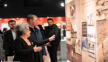 Cemil Tugay İzmir Fotoğrafhanesi sergisini açtı: İzmir kendi hikayesini geçmişte yazdı, gelecekte de birlikte yazacağız